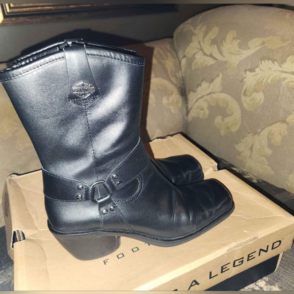 VINTAGE Harley davidson WOMENS Size 7.5 boots LEATHER zip closure NICE